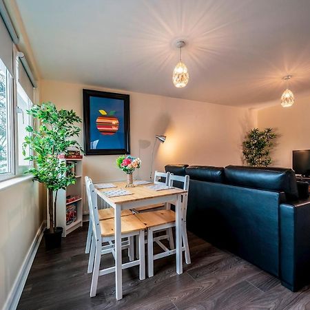 1 Bd Apt In Historical W Belfast Close To Centre Εξωτερικό φωτογραφία