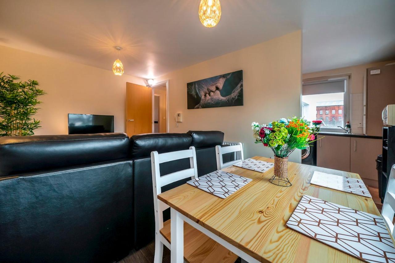 1 Bd Apt In Historical W Belfast Close To Centre Εξωτερικό φωτογραφία