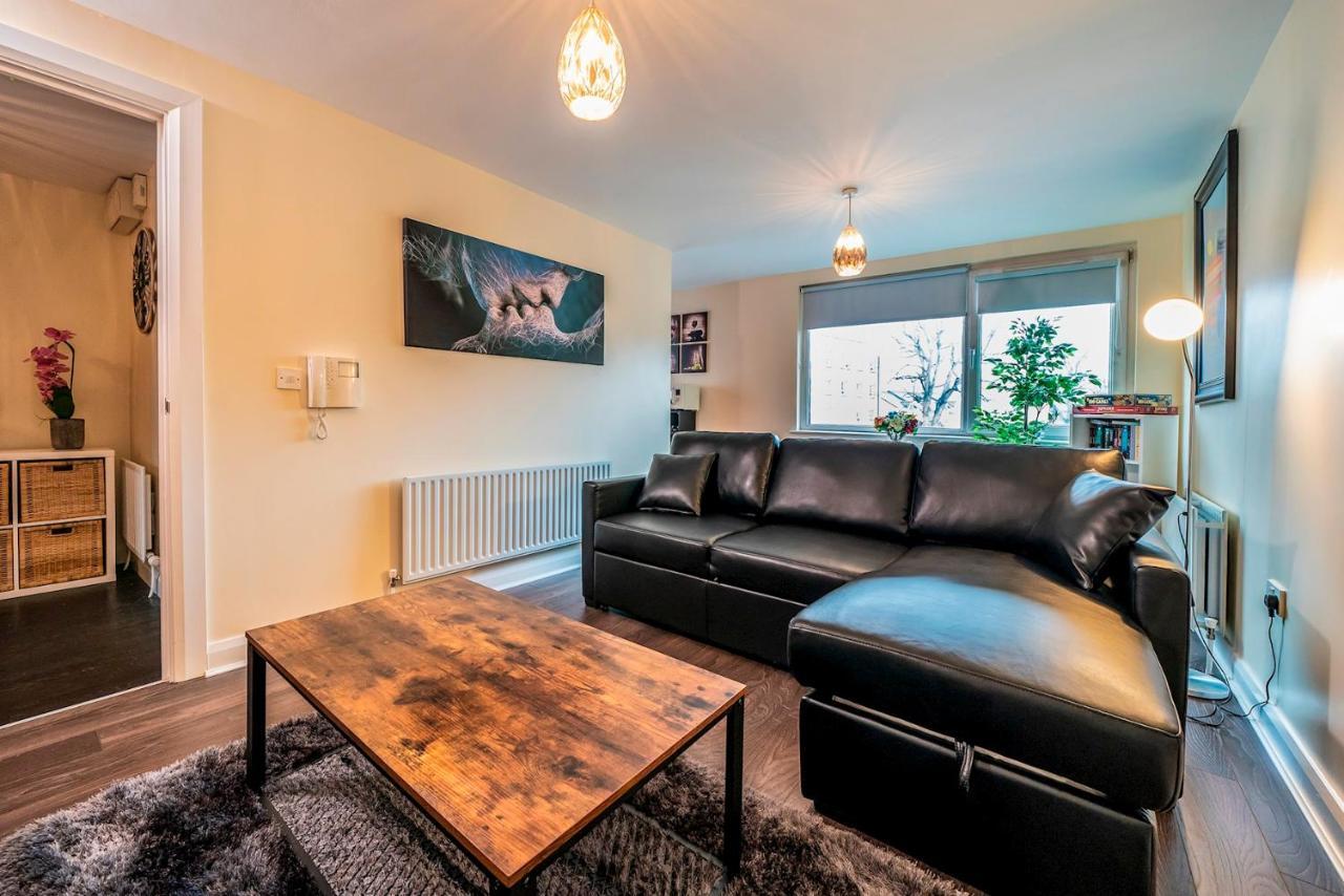 1 Bd Apt In Historical W Belfast Close To Centre Εξωτερικό φωτογραφία