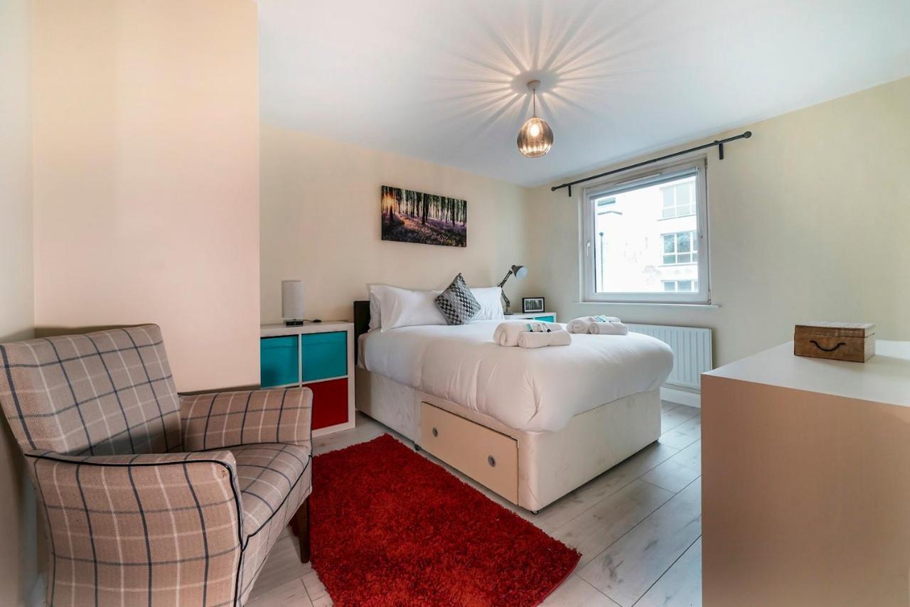 1 Bd Apt In Historical W Belfast Close To Centre Εξωτερικό φωτογραφία