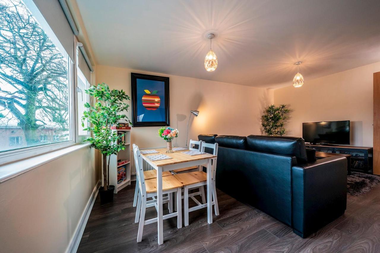 1 Bd Apt In Historical W Belfast Close To Centre Εξωτερικό φωτογραφία
